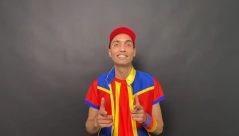 فيديو: "عمو صابر" يدعو الأطفال للمشاركة في الافطار الجماعي السنوي بميناء يافا 